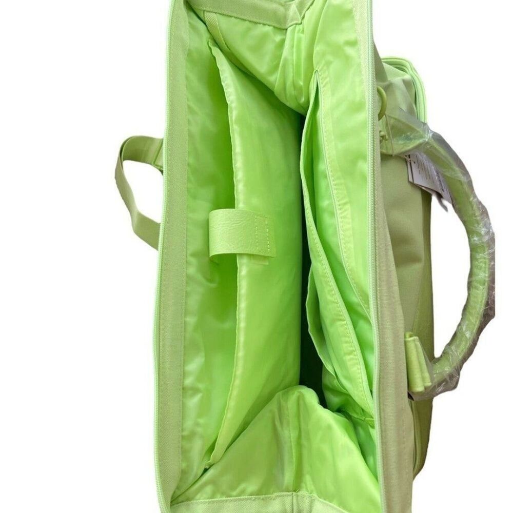 Béis The Weekender in Citron Green Travel Bag sold out color - Picture 6 of 7